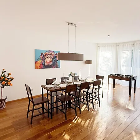 Luxurioese Ferienvilla Mit Garten, Gaming Zone & Netflix Langenhagen (Hannover)