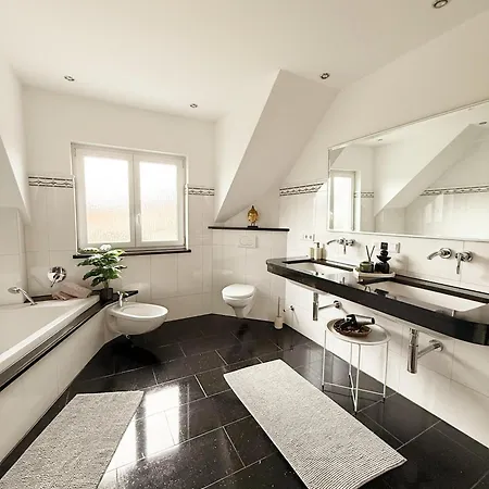 Luxurioese Ferienvilla Mit Garten, Gaming Zone & Netflix Villa *