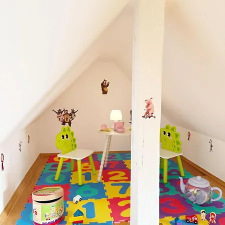 Luxurioese Ferienvilla Mit Garten, Gaming Zone & Netflix *