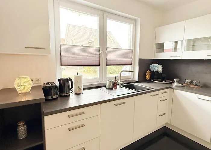 Luxurioese Ferienvilla Mit Garten, Gaming Zone & Netflix