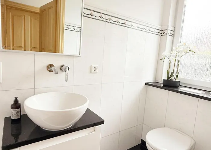 Luxurioese Ferienvilla Mit Garten, Gaming Zone & Netflix Villa