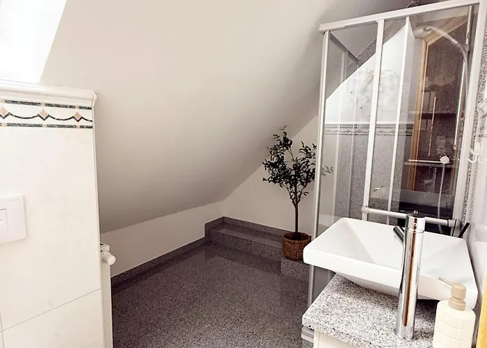 Luxurioese Ferienvilla Mit Garten, Gaming Zone & Netflix Villa Langenhagen (Hannover)