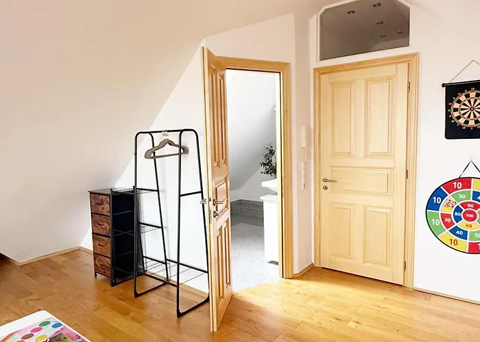 Luxurioese Ferienvilla Mit Garten, Gaming Zone & Netflix Langenhagen (Hannover)